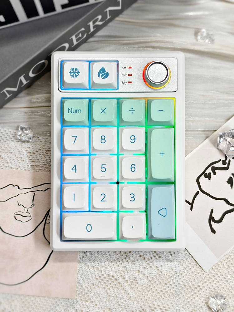 Gaming Keyboard Number Pad - Tri-mode Bluetooth KEYCOOL Programmeerbare Mini Gaming