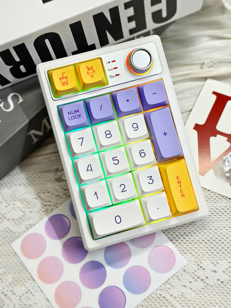 Tri-mode Bluetooth KEYCOOL Pro - Gaming Keyboard Number Pad recensie en prijs