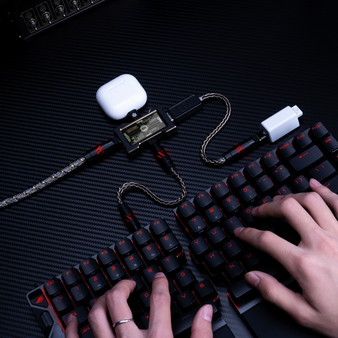 Aangepaste HMHub Co-branded Es - Gaming Keyboard Brand recensie en prijs